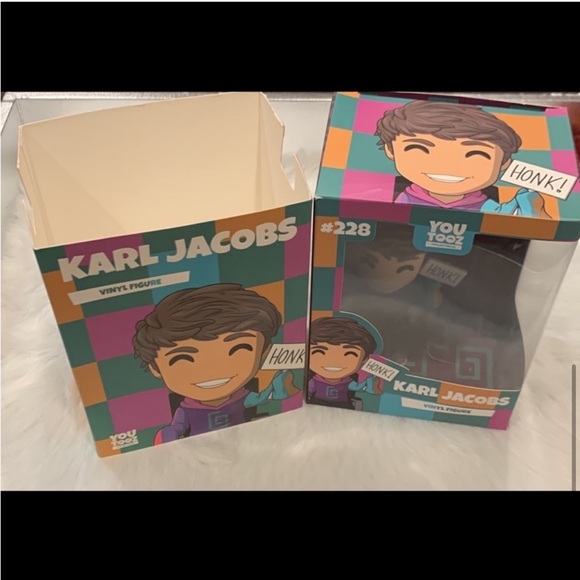 Youtooz Karl Jacobs Vinyl Figure - Picture 11 of 12